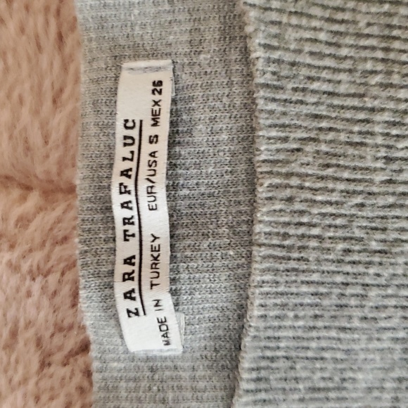 Light Gray Long Sleeve Sweater - Picture 2 of 5